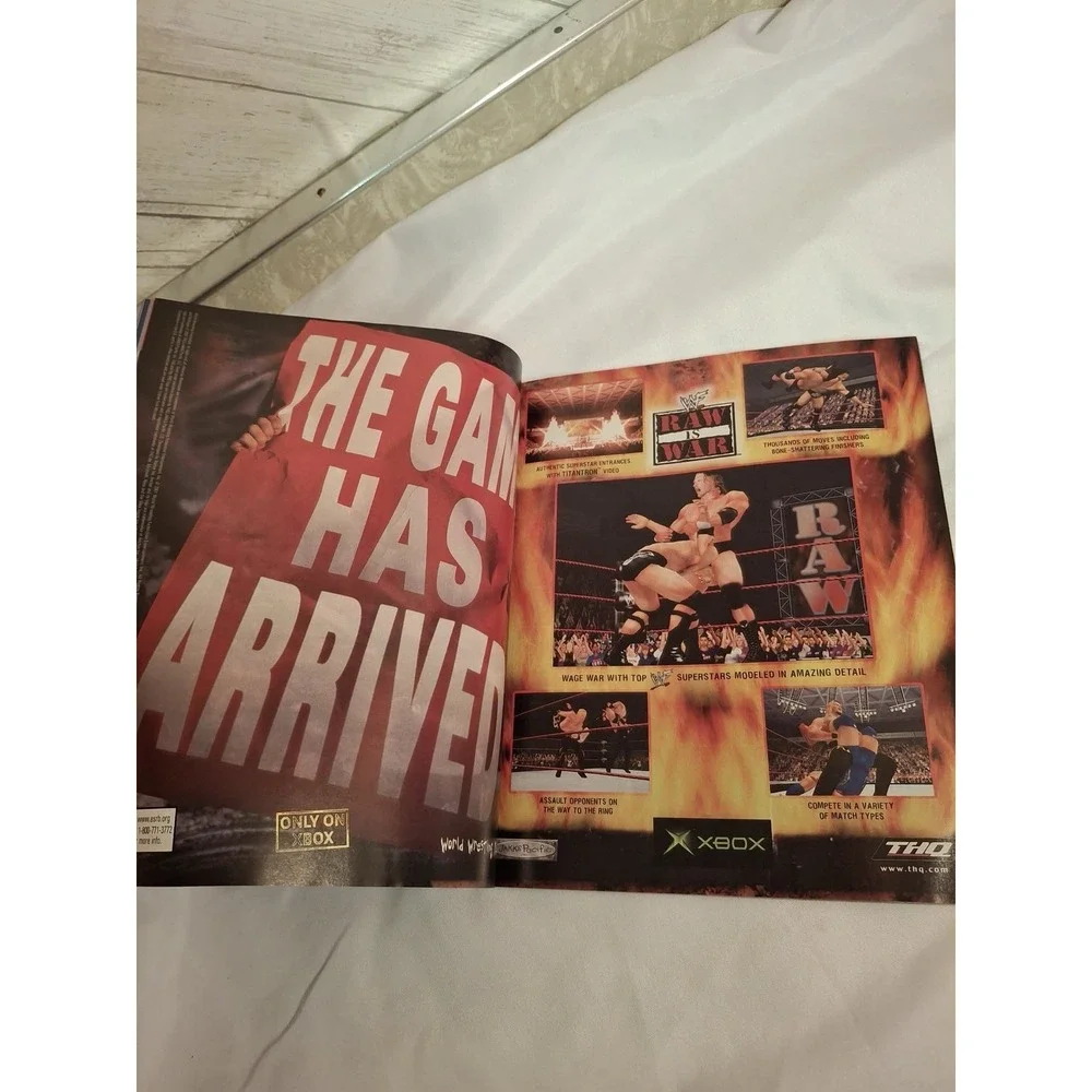Issue 104 Game Informer Metal Gear Solid 2 RE Code Veronica Ad VERY RARE